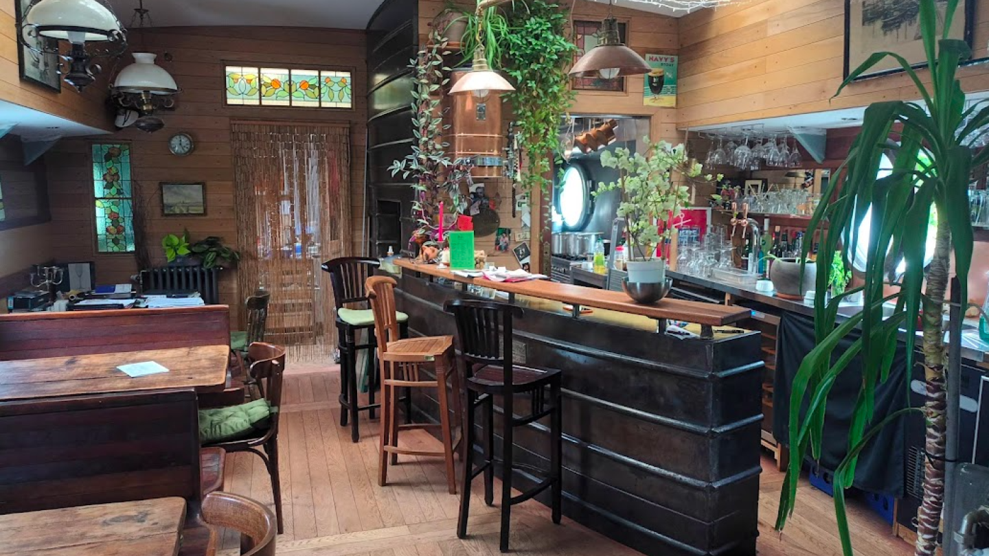 Le bar