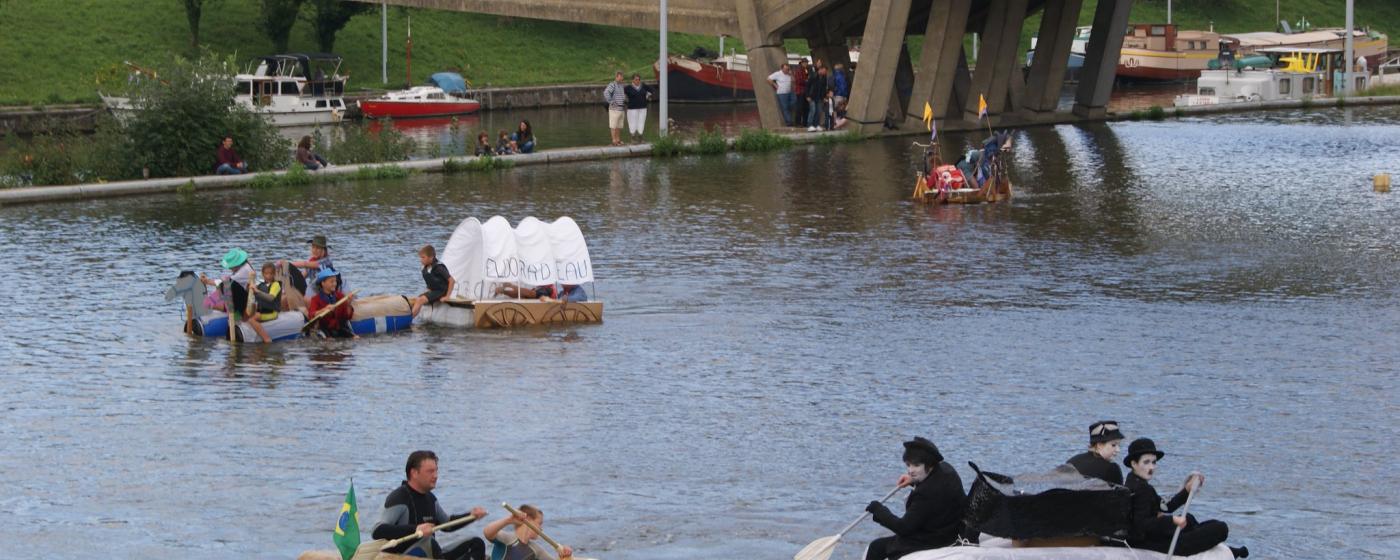 2010 Tout le monde sur le pont